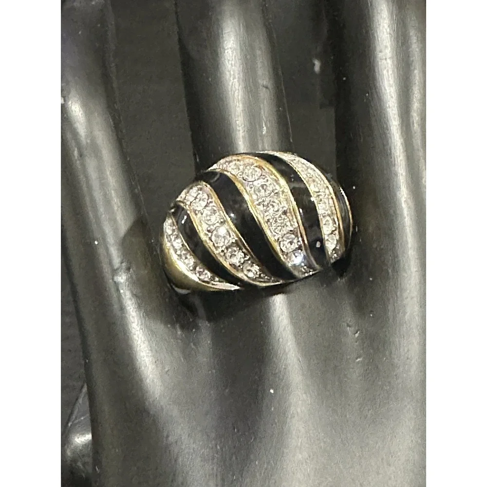 Black Enamel Clear Rhinestone Swirl Design Statement‎ Ring Gold Tone Sz 9 EDCO